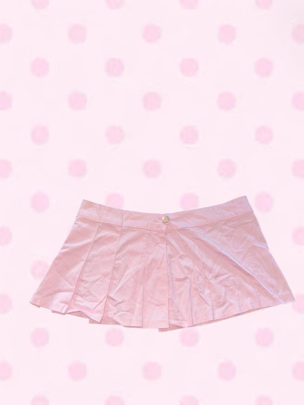 Euro Women’s Pink Pleated Mini Shorts